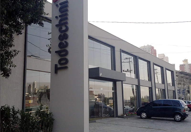 Todeschini – Reforma Externa