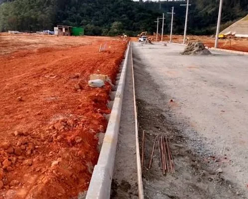 Serviço de Instalação de Sarjetas